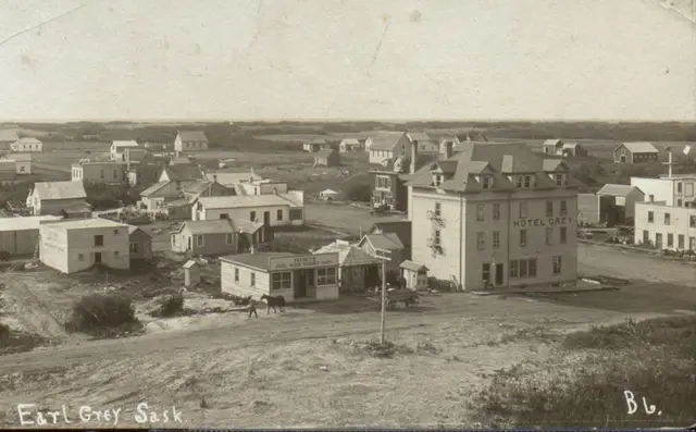 Earl Grey, Sask. from above, with Hotel Grey